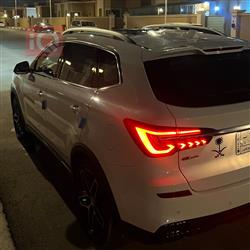 ئێم جی RX5